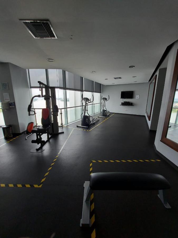 Apartamento Vista Al Rio Puerto Santana Riverfront 1 Guayaquil Exteriör bild
